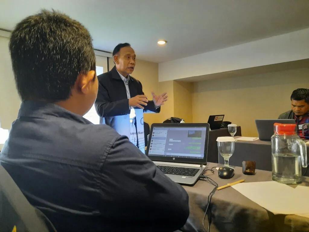 foto galeri meeting 12